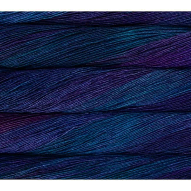 M. Ultimate Sock Whales Road 247