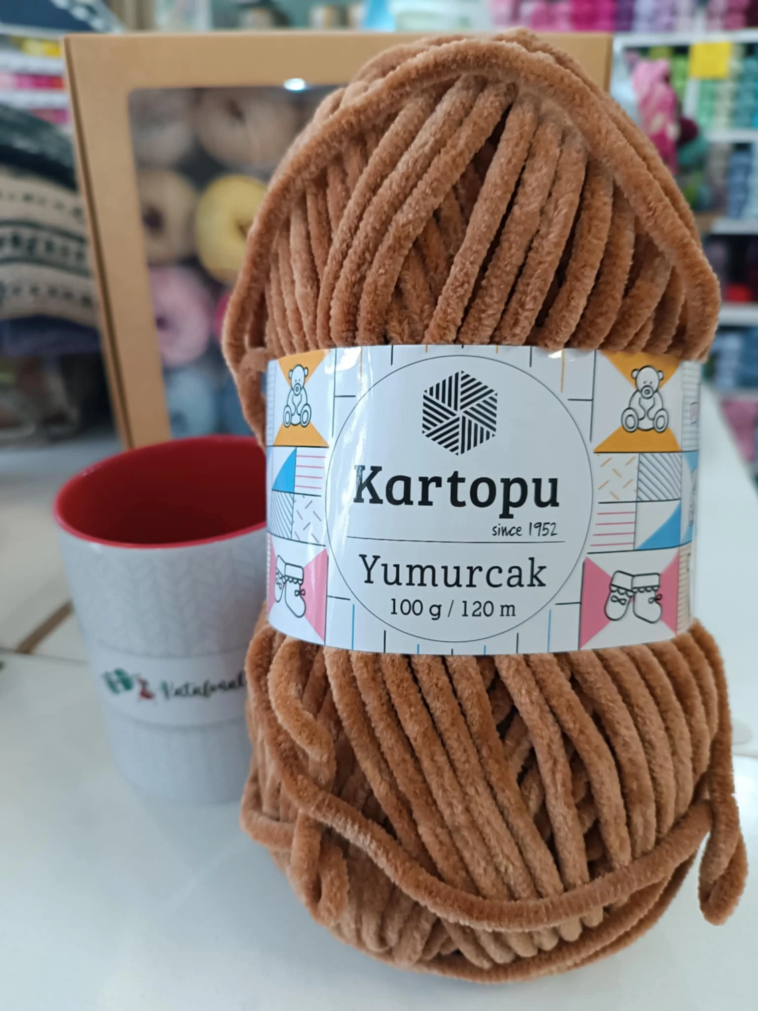 Yumurcak 840 Középbarna